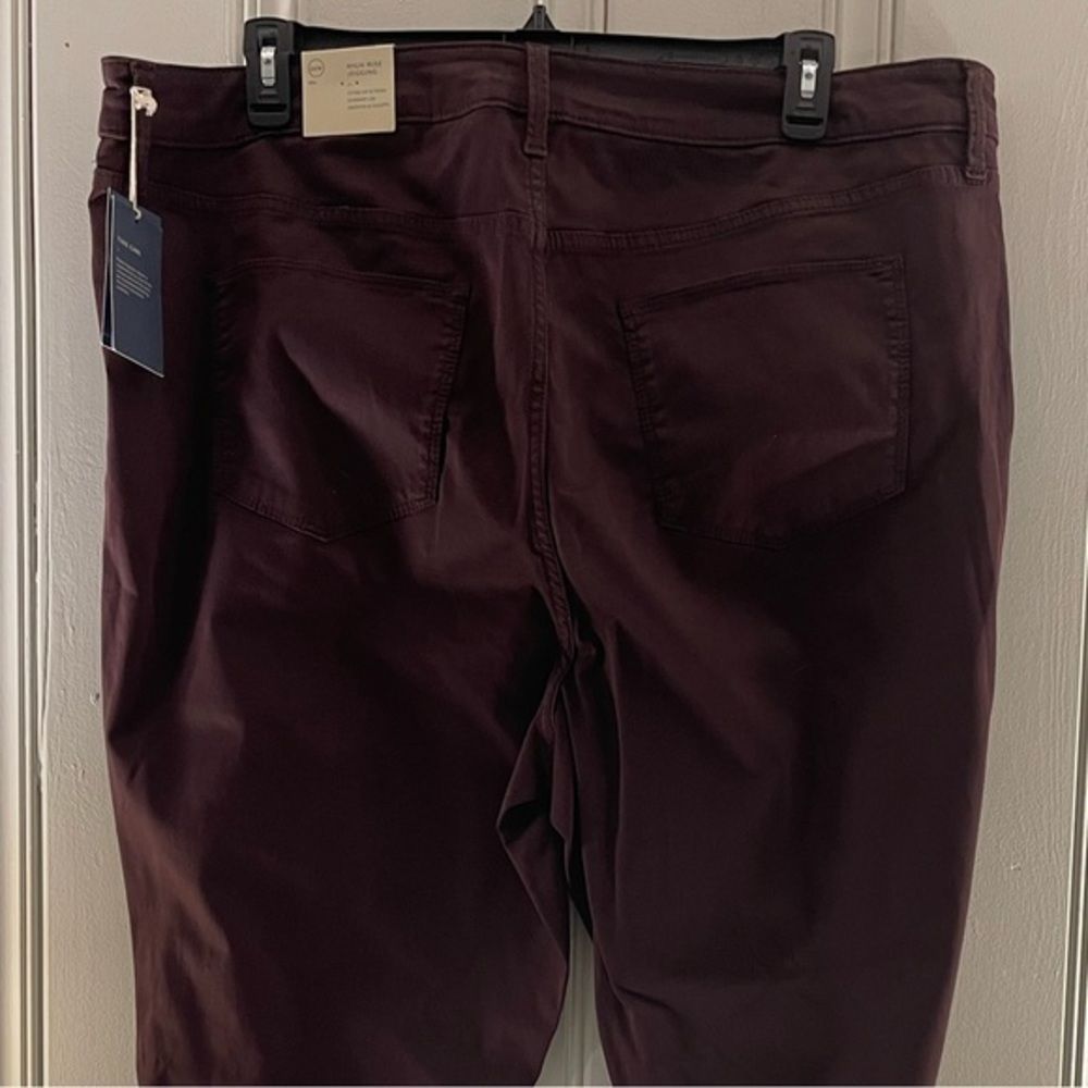Universal Thread Women’s High Rise Jegging - Picture 4 of 4